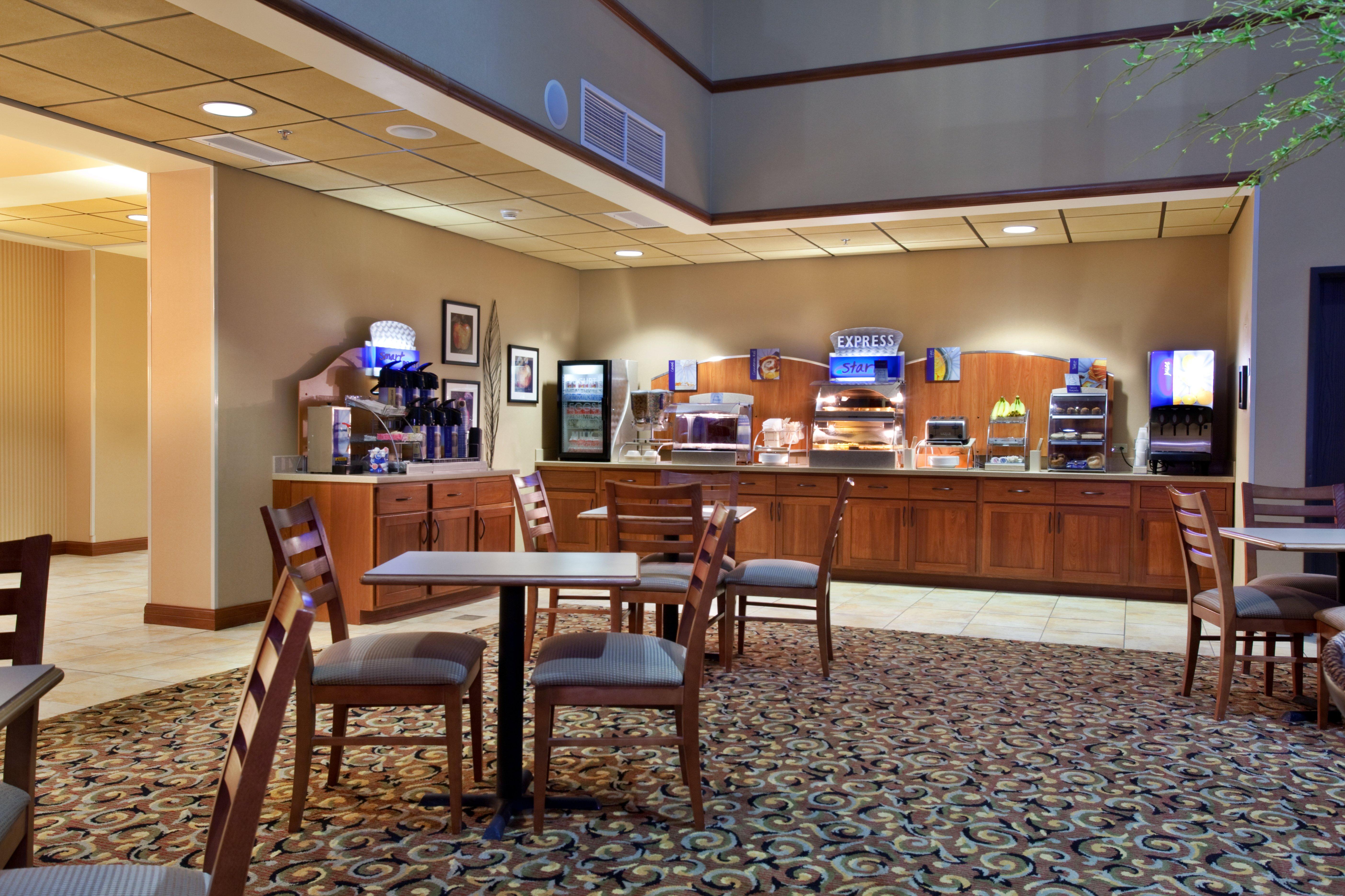 Comfort Inn & Suites Goodland Exterior photo